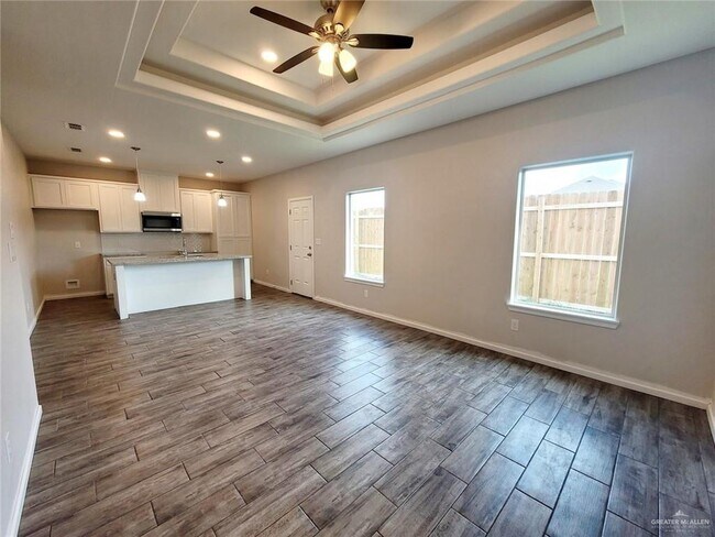Building Photo - 9 Sandpiper Ave