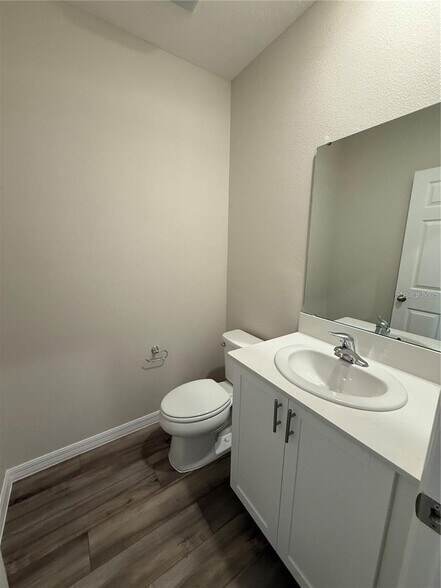 Building Photo - 3867 King Hill Dr