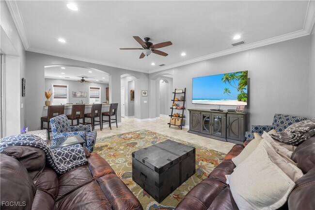 Building Photo - 8250 Sumner Ave