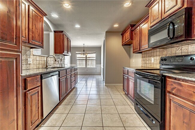 Building Photo - 1161 Coventry Ln