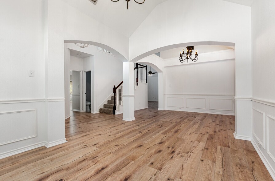 Building Photo - 1144 Taylor Ln