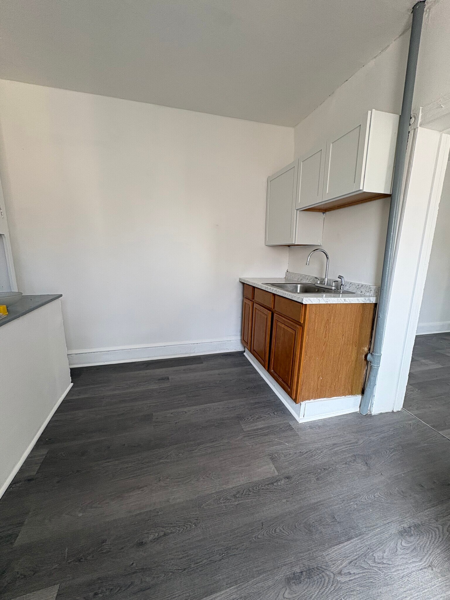 Building Photo - 942 Franklin St