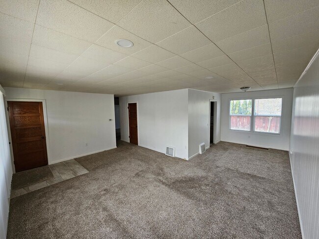 Building Photo - 2 Bed 1 Bath Home in the Heart of Richland