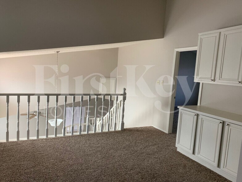 Building Photo - 7475 Babbs Ct