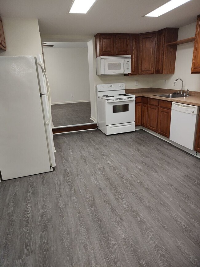 Building Photo - 134 E. Third Street