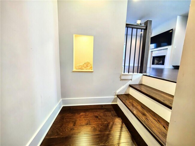 Building Photo - 3797 Oxford Cir