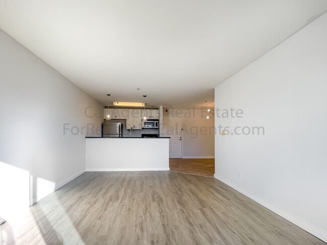 Building Photo - 6400 Christie Ave