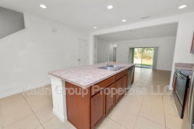 Building Photo - 271 Annabelle Way