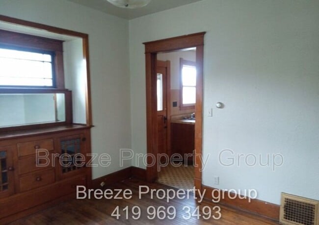 Building Photo - 1525 Kelsey Ave