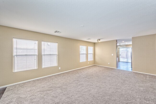 Building Photo - 11169 Salentino Ave