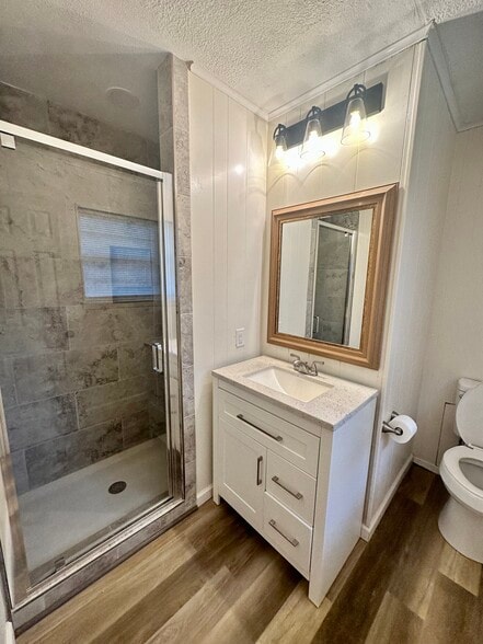 Building Photo - 1204 Blueridge Pky