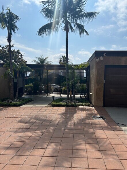 Building Photo - 2240 N Legion Dr