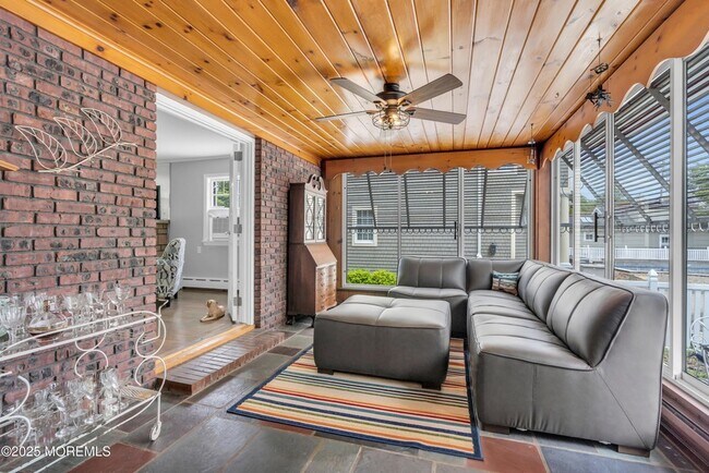 Building Photo - 208 Trenton Blvd