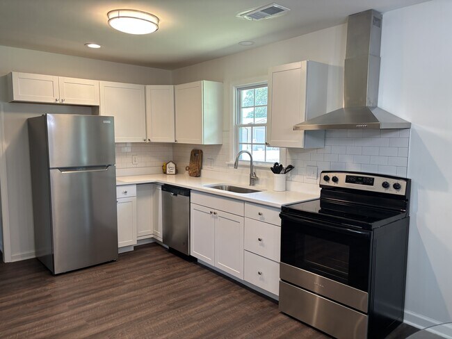 Building Photo - 1246 NC-27