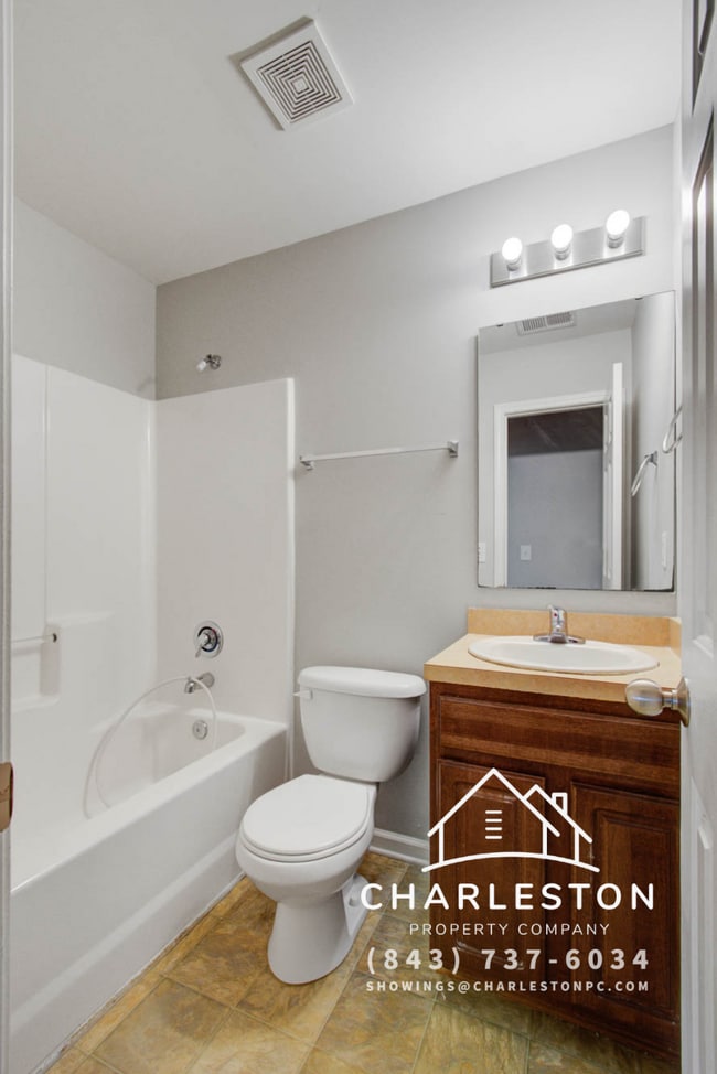 Building Photo - 306 Huntington Ct