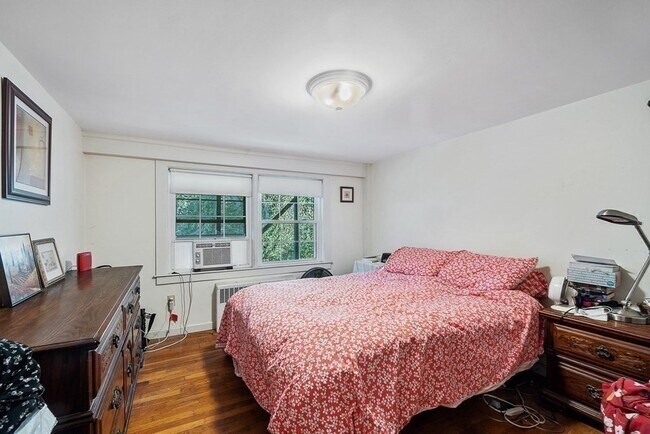 Building Photo - 71 High St