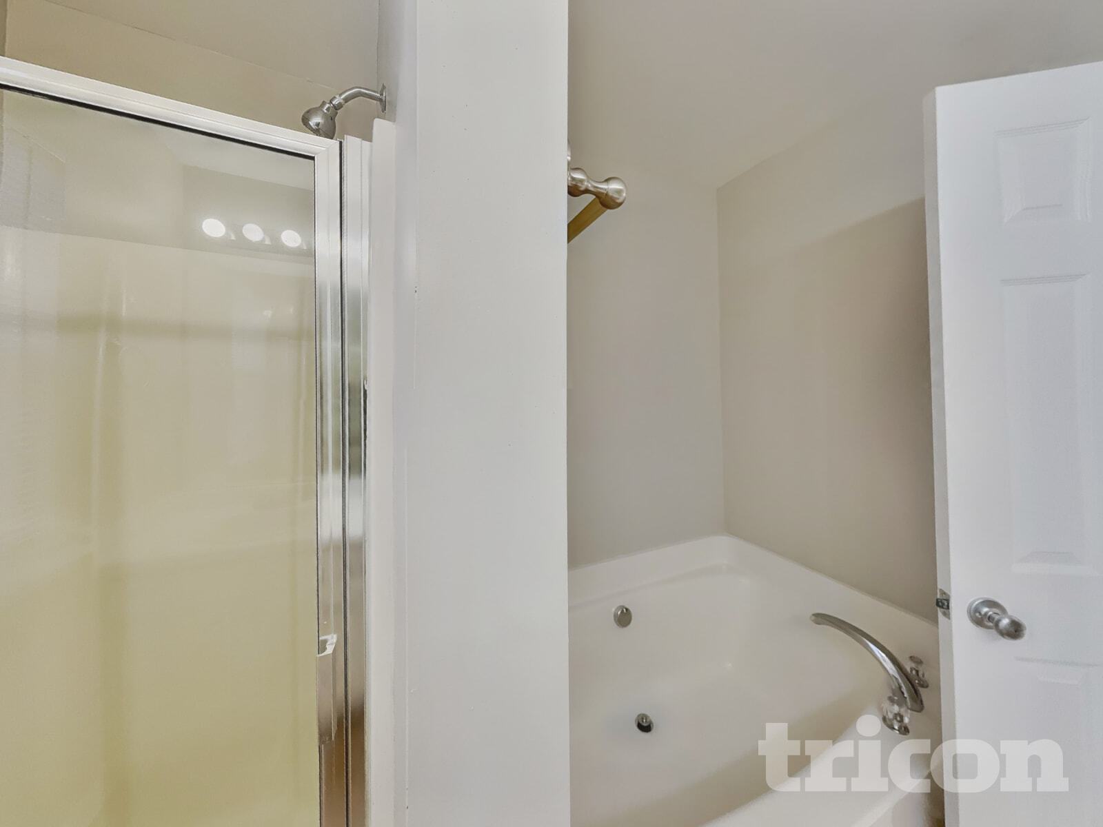 Building Photo - 5820 Bryanstone Pl