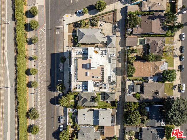 Building Photo - 11908 Exposition Blvd