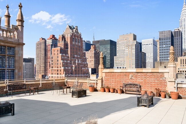 Building Photo - 45 Tudor City Pl