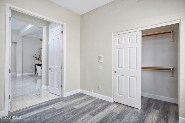 Building Photo - 12706 E Desert Cove Ave