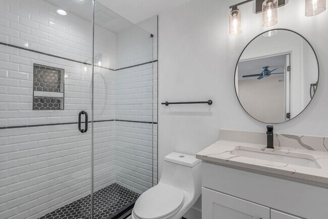 Building Photo - 1224 N 26th St