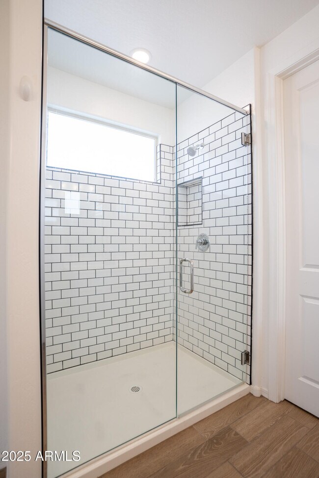 Building Photo - 4368 N Pioneer Dr