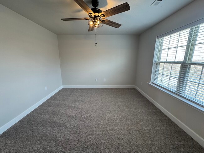 Building Photo - 77 Katelyn Dr