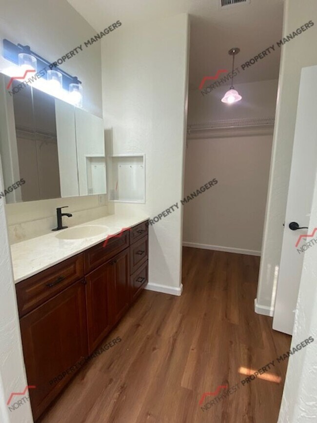 Building Photo - STATUS: *AVAILABLE* | R297 | $2600