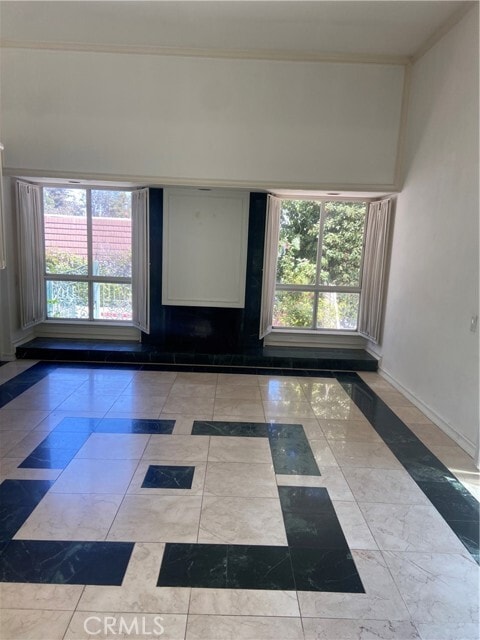 Building Photo - 17041 Escalon Dr