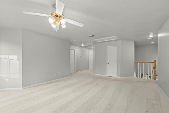 Building Photo - 14810 Cantwell Bend