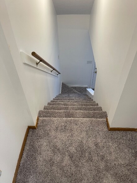 Building Photo - 110 Youngstown Rd