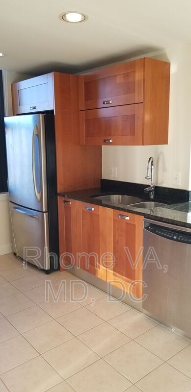 Building Photo - 2451 Midtown Ave