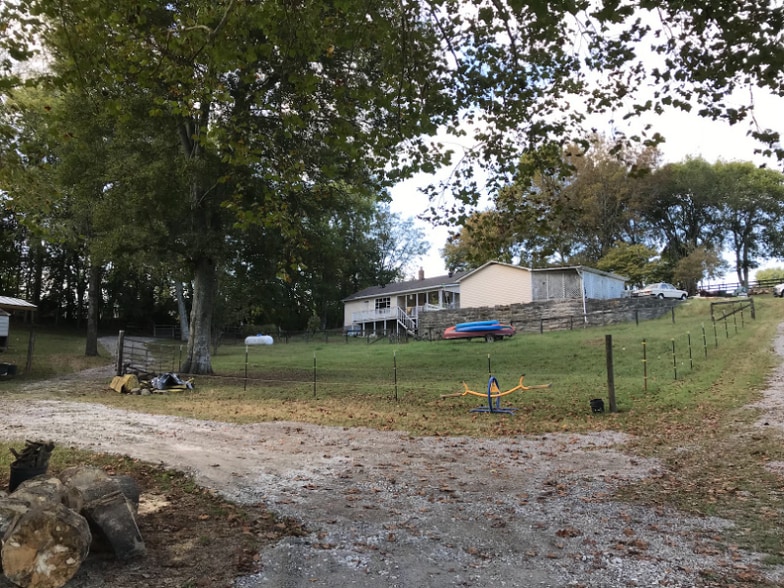 Building Photo - 2498 Old Charlotte Pike