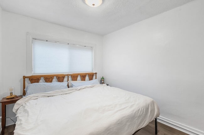 Building Photo - 722 S 700 E
