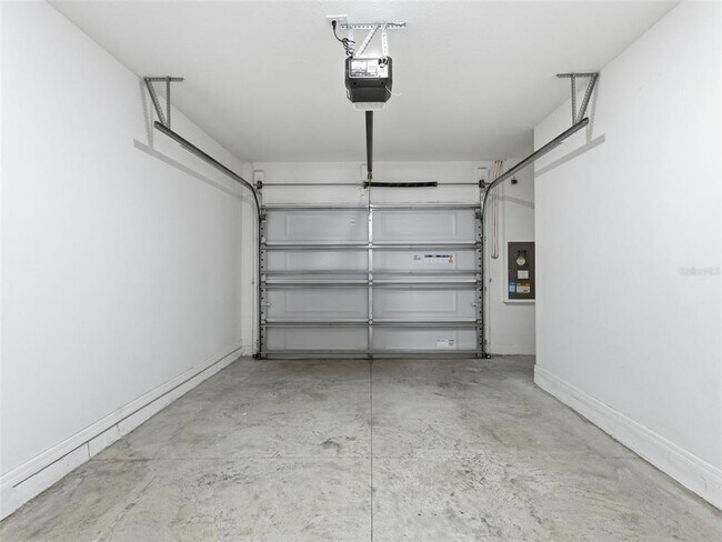 Building Photo - 32156 Pond Apple Bnd