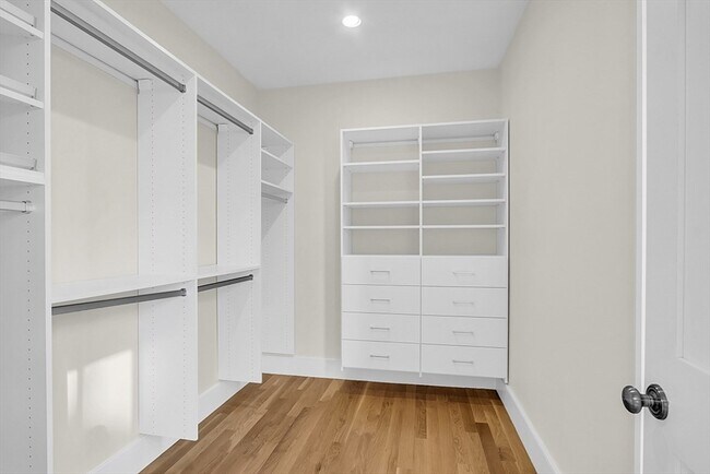 Building Photo - 21 Saw Mill Cir