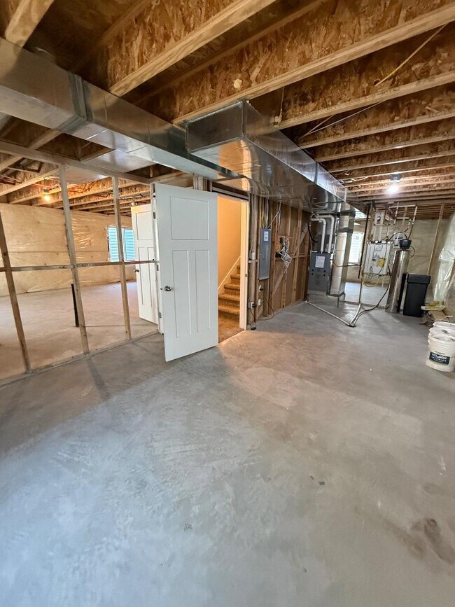 Building Photo - 1375 E Rachel Way