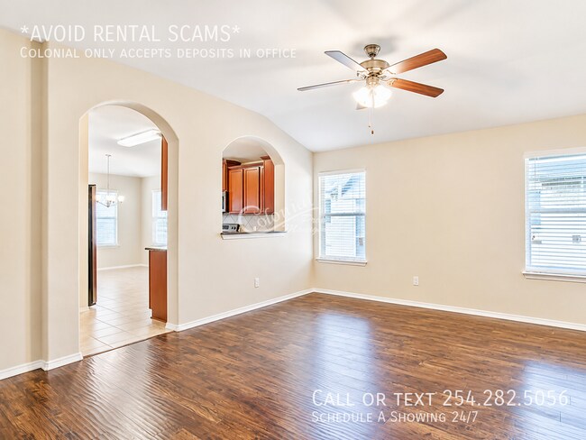 Building Photo - 5819 Ambrose Cir