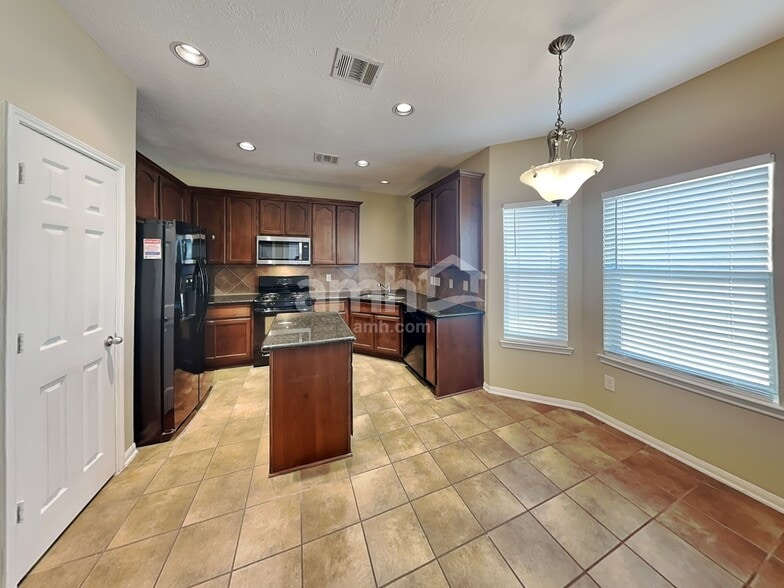 Building Photo - 6627 Ashland Terrace Ln