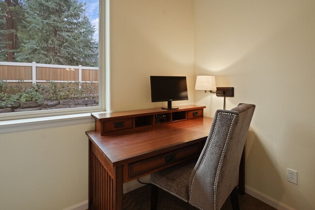 Building Photo - 20482 Jacklight Ln