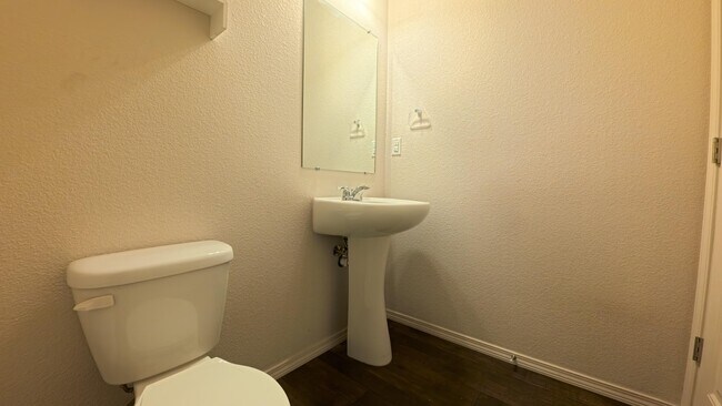 Building Photo - 17 Parador Ct