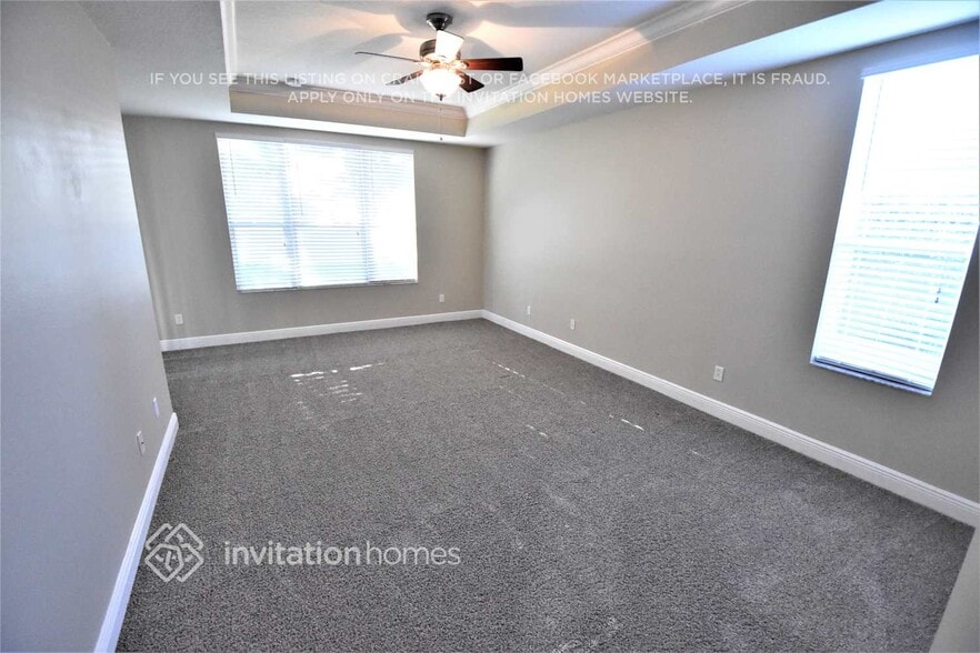 Building Photo - 15233 Serenade Dr