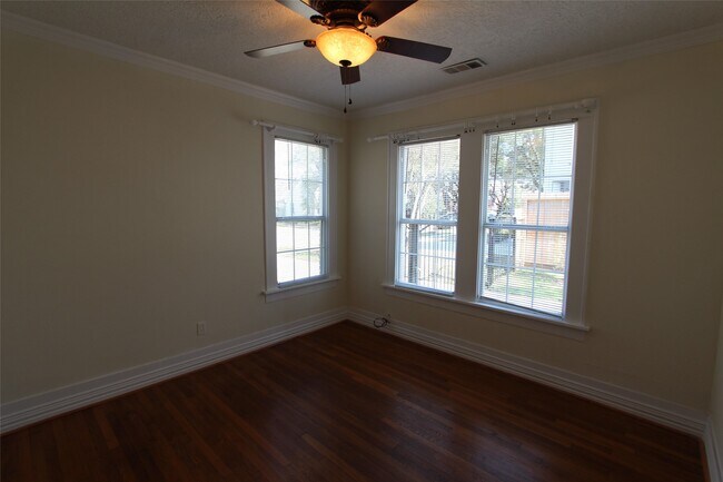 Building Photo - 3127 Rice Boulevard