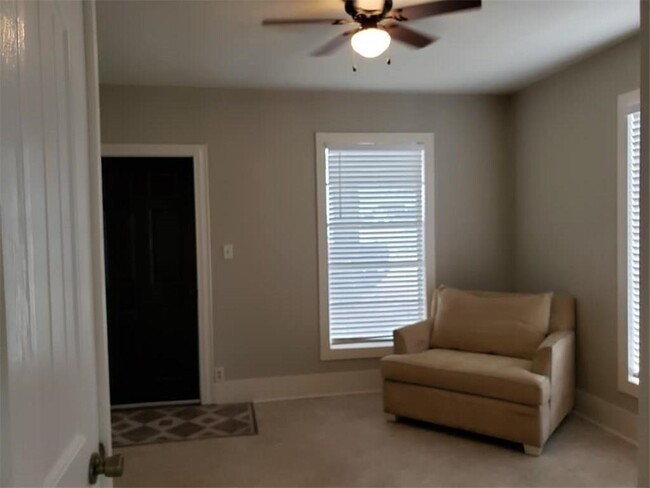 Building Photo - 1461 US-77
