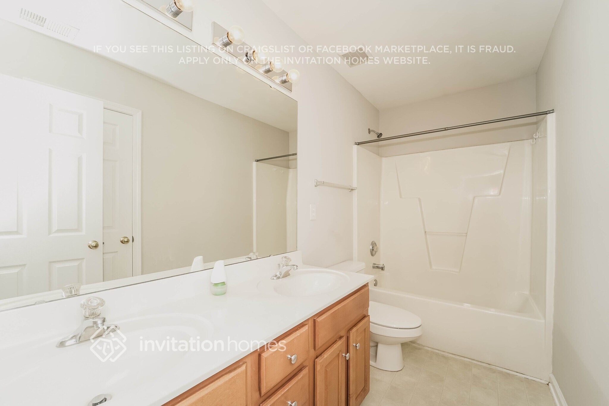 Building Photo - 3415 Crutchfield Pl