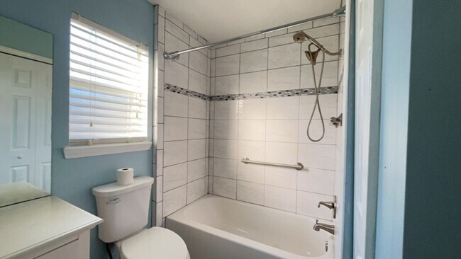 Building Photo - 3/2, 1 AC, Bring Your Boat & RV, Storage Shed + Shop