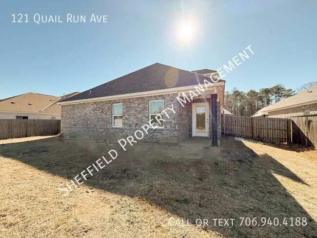 Building Photo - 121 Quail Run Ave