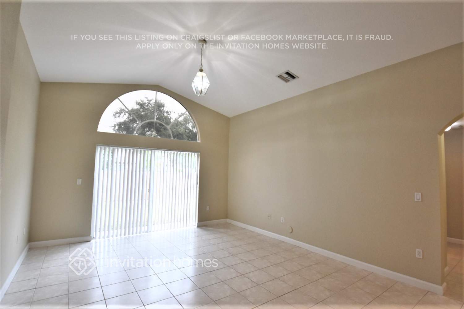 Building Photo - 22042 SW 94th Ave