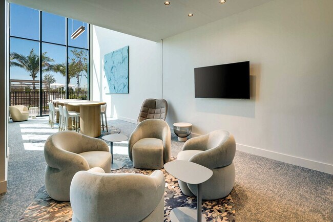 Building Photo - 7144 Byron Ave