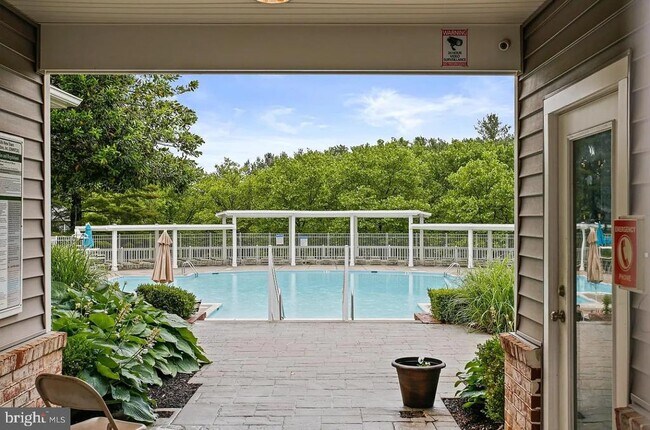 Building Photo - 15 Silver Birch Ct